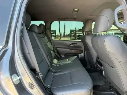 Picture of Toyota Land Cruiser 2023