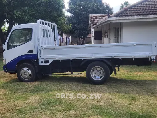 Picture of Toyota Dyna 2012
