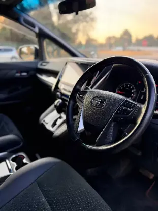 Picture of Toyota Alphard 2017