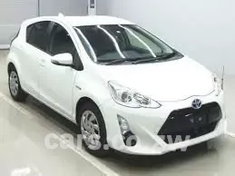Picture of Toyota Aqua 2016