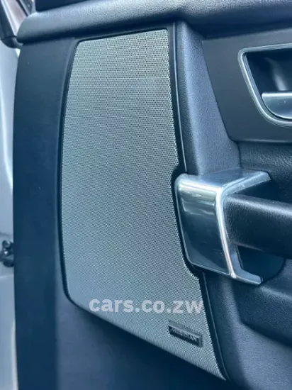 Picture of Land Rover Discovery 2014