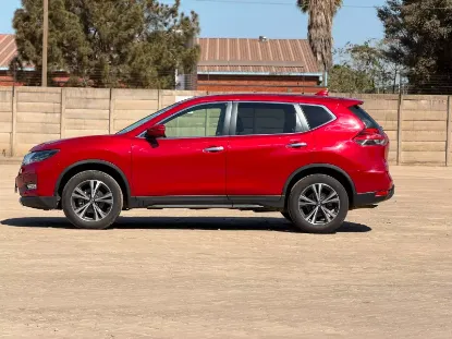 Picture of Nissan X-Trail 2018