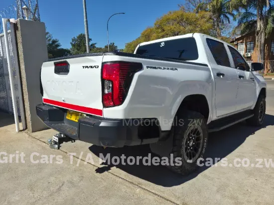 Picture of Toyota Hilux 2025