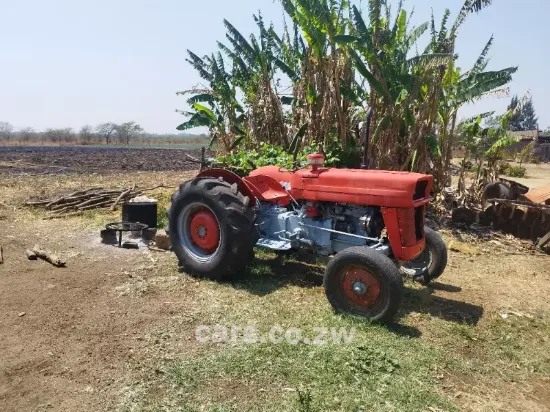 Picture of Massey ferguson 1996