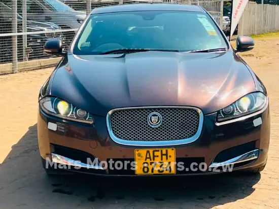 Picture of Jaguar XF 2015