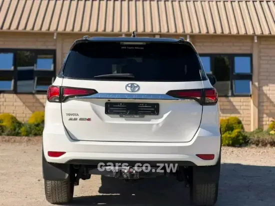 Picture of Toyota Fortuner 2019