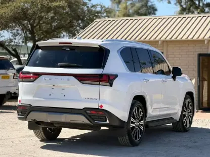 Picture of Lexus LX 2024