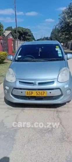 Picture of Toyota Passo 2015
