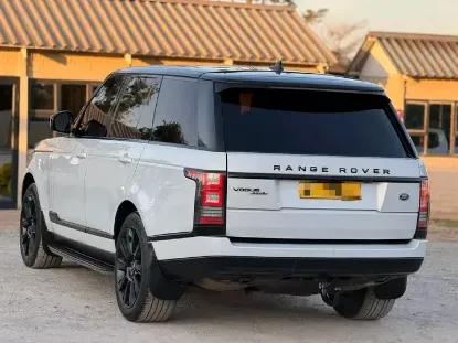 Picture of Range rover Vogue 2016
