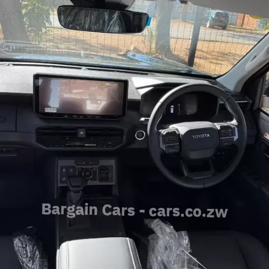 Picture of Toyota Hilux 2025