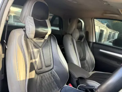 Picture of Toyota Hilux 2017