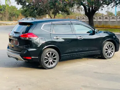 Picture of Nissan X-Trail 2020
