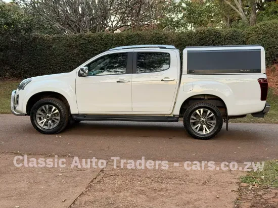 Picture of Isuzu KB300 2018