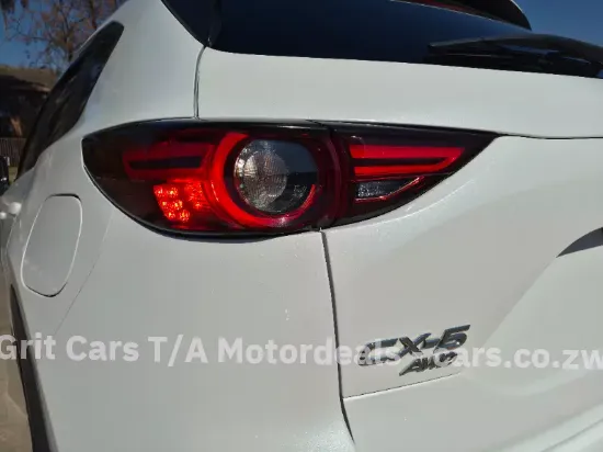 Picture of Mazda CX-5 2017
