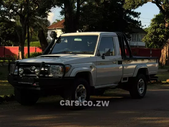 Picture of Toyota Land Cruiser 2017