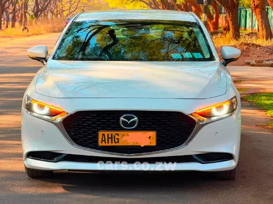 Picture of Mazda 3 2020