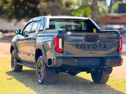 Picture of Toyota Hilux 2026