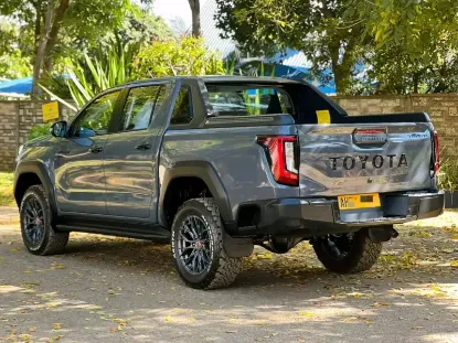 Picture of Toyota Hilux 2026