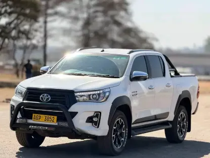 Picture of Toyota Hilux 2020