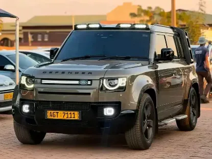 Picture of Land Rover Defender 2020