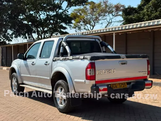 Picture of Isuzu KB300 2007