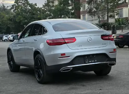 Picture of Mercedes Benz GLC 2017