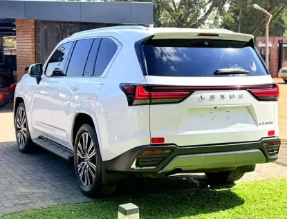 Picture of Lexus LX 2024