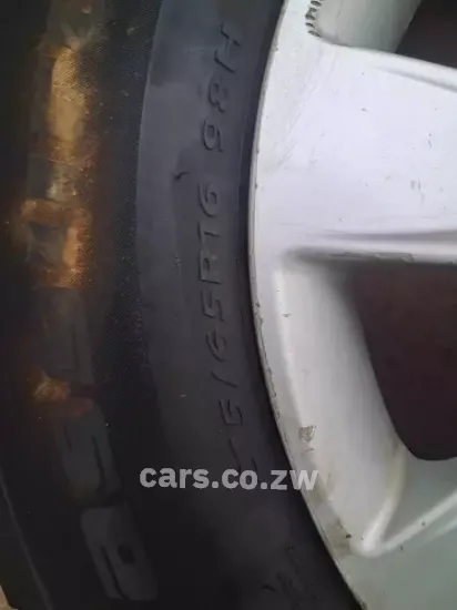 Picture of Nissan X-Trail 16" Alloy Rims + Tyres