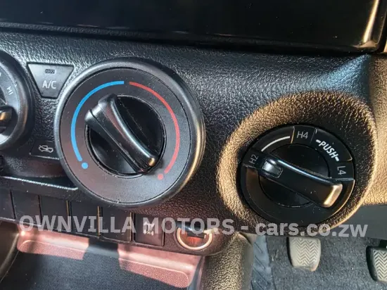 Picture of Toyota Hilux 2017