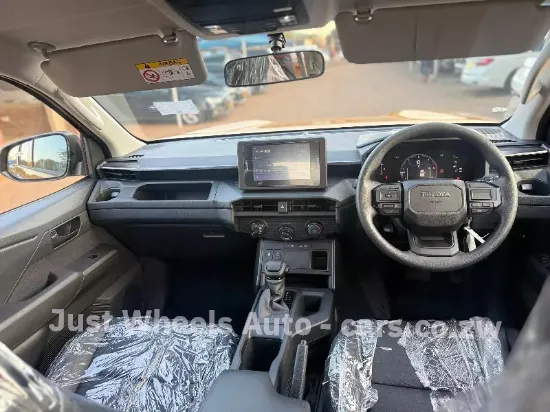 Picture of Toyota Hilux 2026