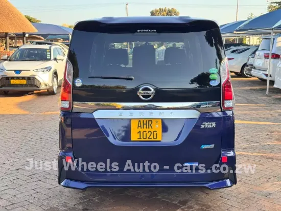 Picture of Nissan Serena 2016