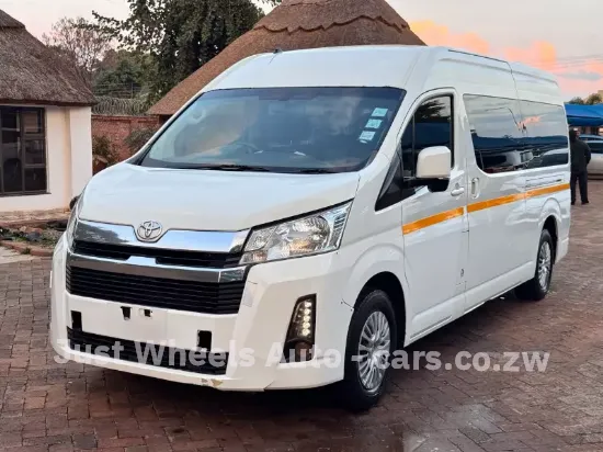 Picture of Toyota Quantum 2019