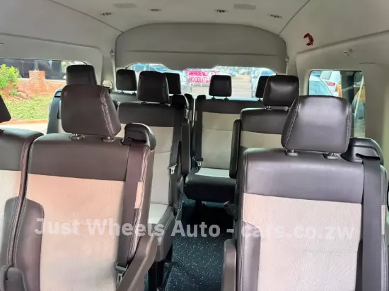 Picture of Toyota Quantum 2019