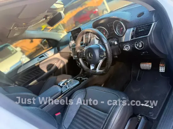 Picture of Mercedes Benz GLE 2016