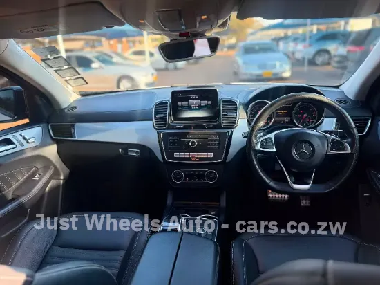 Picture of Mercedes Benz GLE 2016
