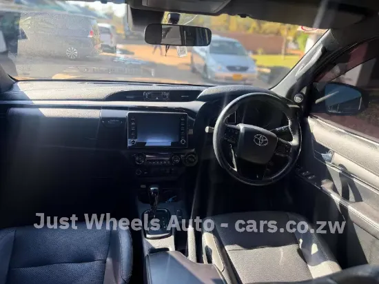 Picture of Toyota Hilux 2022