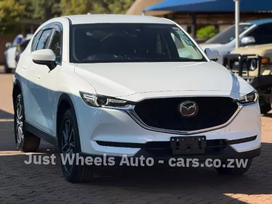 Picture of Mazda CX-5 2017