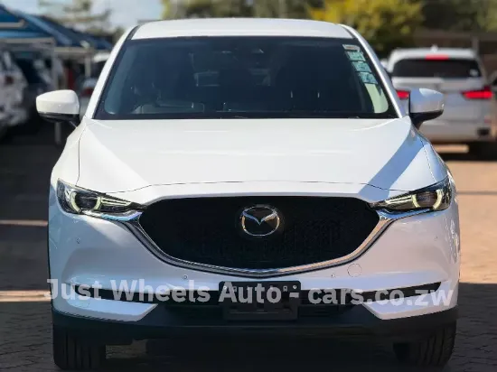 Picture of Mazda CX-5 2017