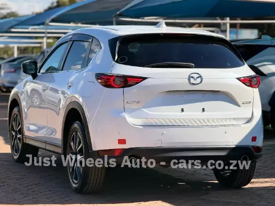 Picture of Mazda CX-5 2017