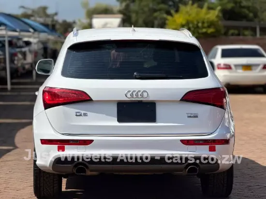 Picture of Audi Q5 2015