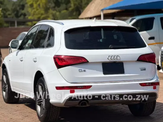 Picture of Audi Q5 2015