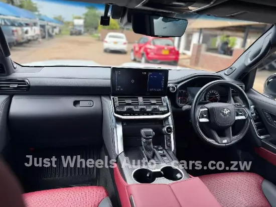 Picture of Toyota Land Cruiser 2023