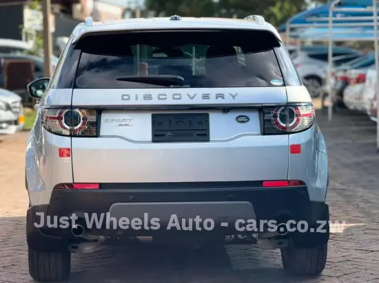 Picture of Land Rover Discovery 2015