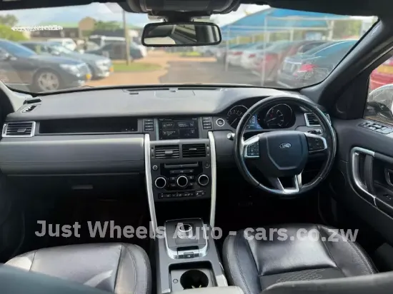 Picture of Land Rover Discovery 2015