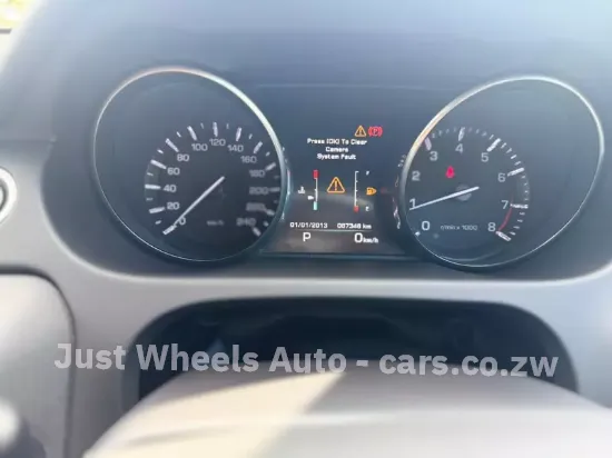 Picture of Land Rover Discovery 2015
