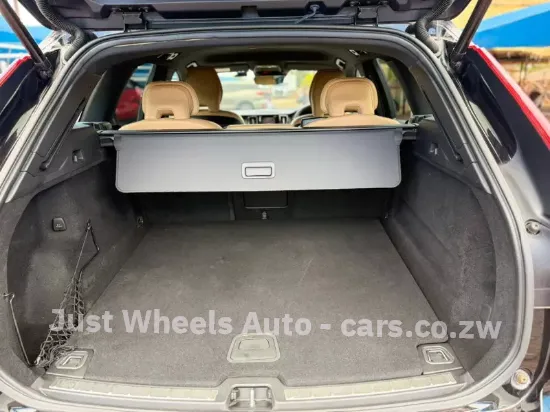 Picture of Volvo XC60 2019