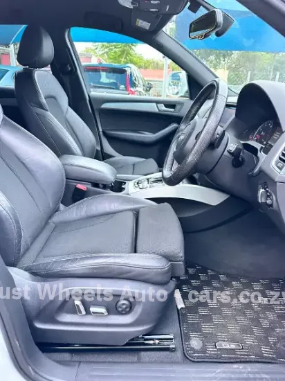 Picture of Audi Q5 2015