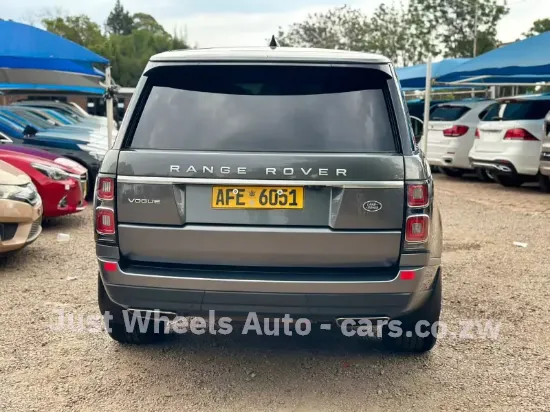 Picture of Land Rover Range Rover 2019