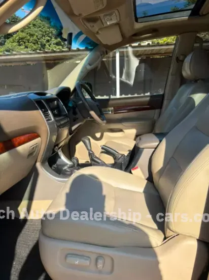 Picture of Toyota Prado 2003