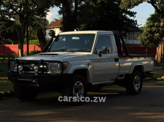 Picture of Toyota Land Cruiser 2017